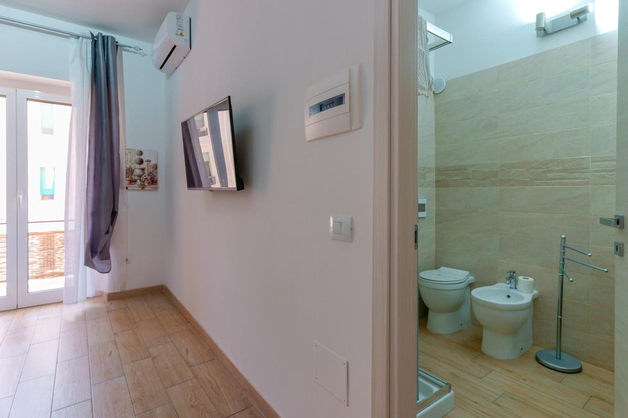 Eliterooms Cagliari Ngoại thất bức ảnh
