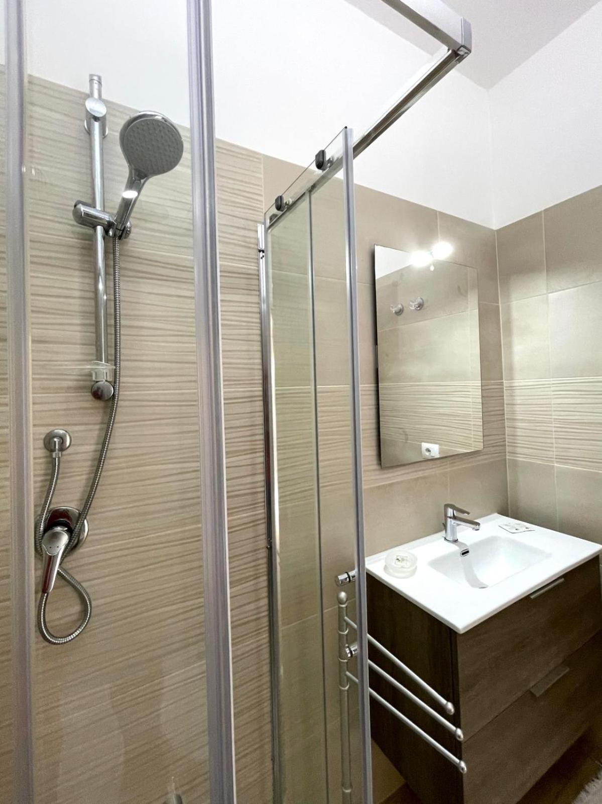 Eliterooms Cagliari Ngoại thất bức ảnh
